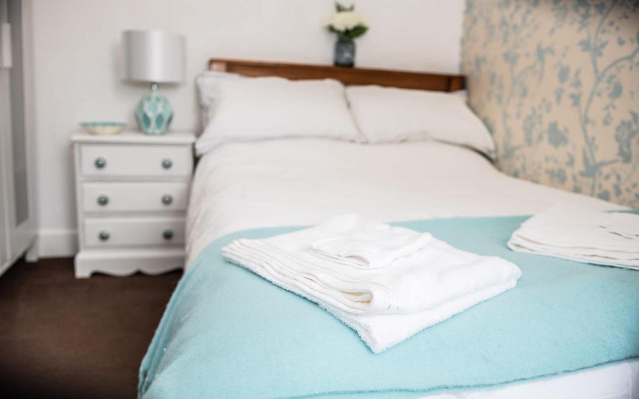 Rose Apartment 2-Bed Town Centre Apartment In Ayr Zewnętrze zdjęcie