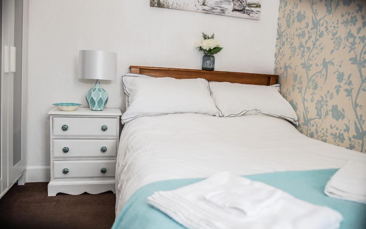 Rose Apartment 2-Bed Town Centre Apartment In Ayr Zewnętrze zdjęcie